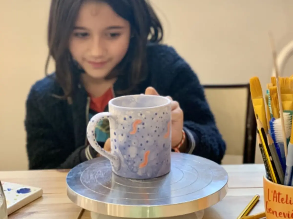 Atelier parent / enfant peinture sur céramique à Paris 14ème