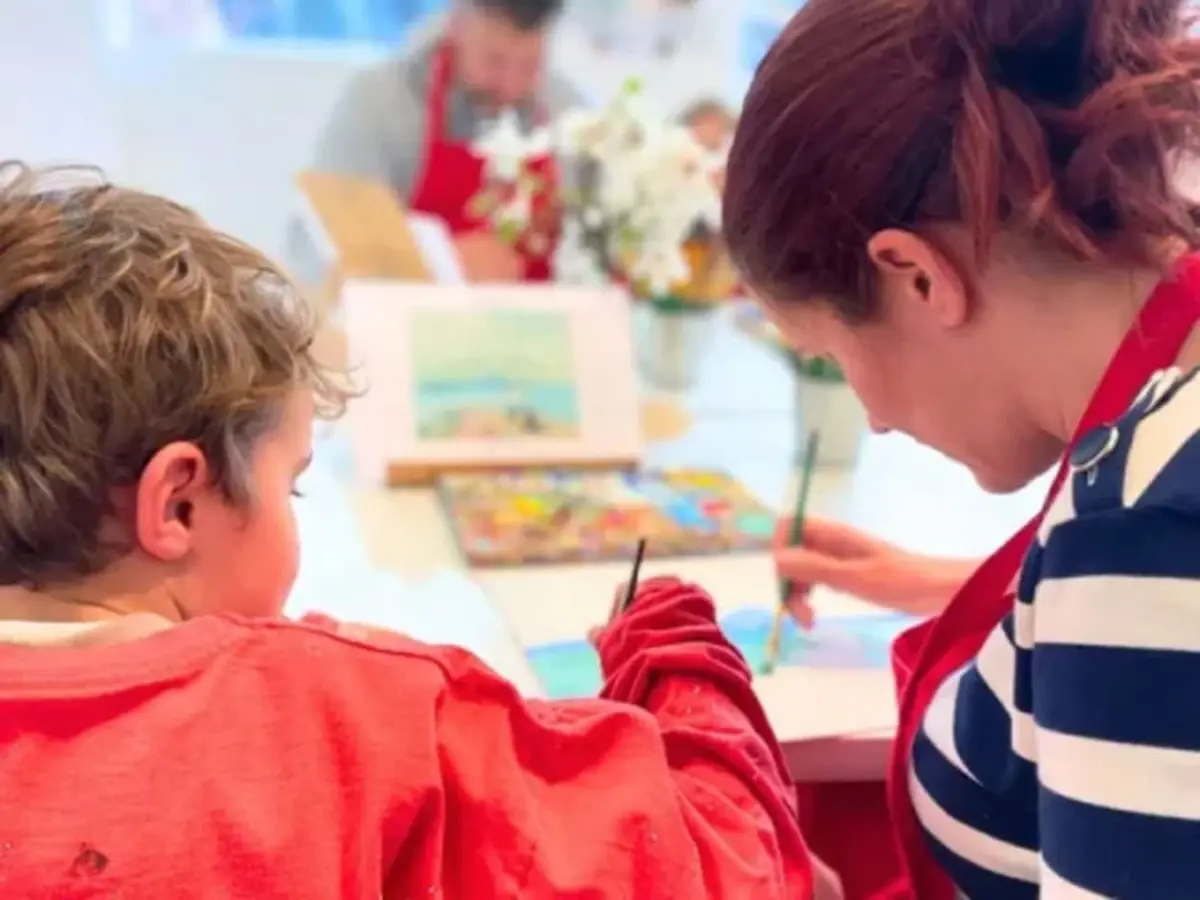 Atelier parent / enfant peinture sur toile à Antibes (06)