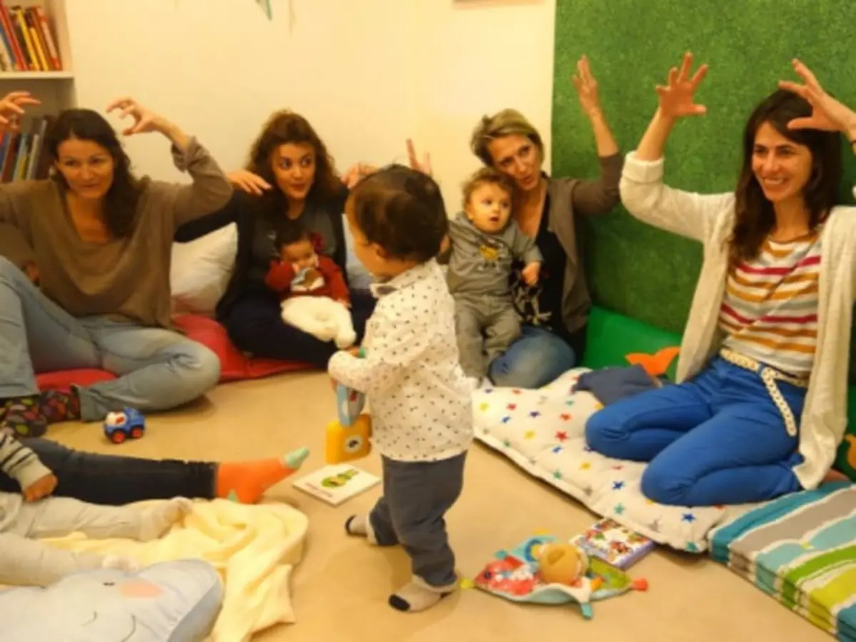 Atelier parent/enfant Signes avec bébé à Paris