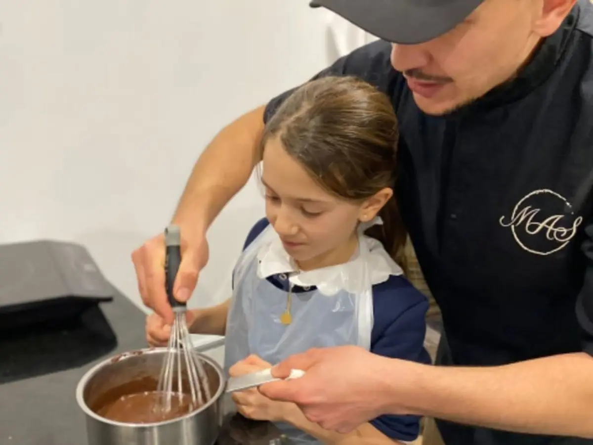 Atelier pâtisserie Le Royal au Chocolat à Angliers (17)