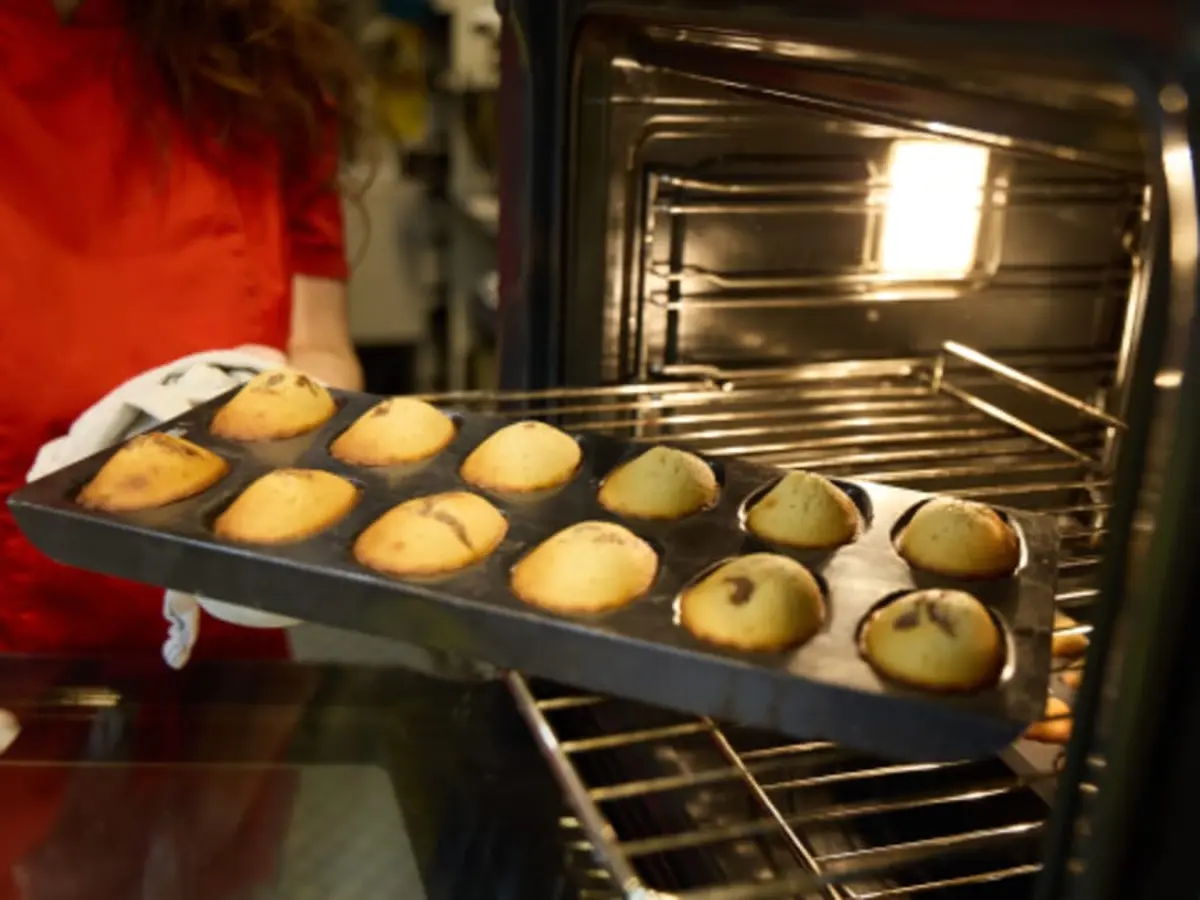 Atelier pâtisserie Madeleines Fourrées à Paris 11ème