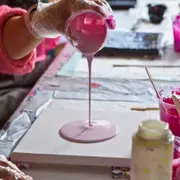 Atelier peinture fluide Pouring à Méry-sur-Oise (95)