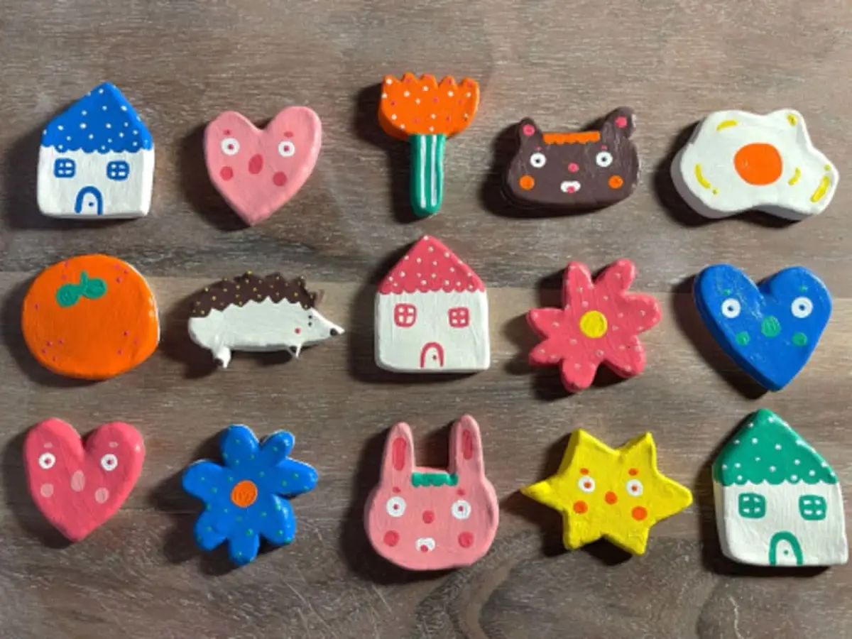 Atelier peinture Personnalisez vos magnets à Marseille 1er