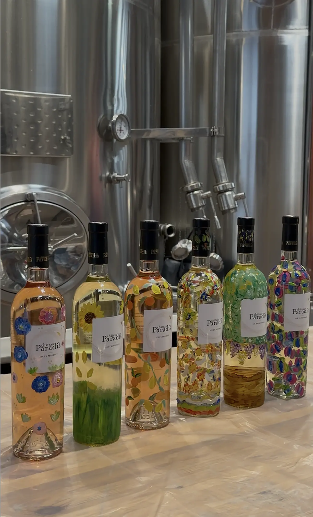 Atelier peinture sur bouteille avec Les Experiences'Way
