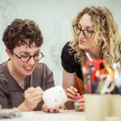 Atelier peinture sur céramique à Toulouse (31)