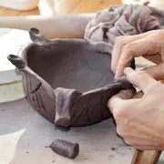 Atelier poterie - découverte de la terre