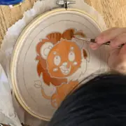 Atelier pour enfant de peinture sur soie à Courbevoie (92)