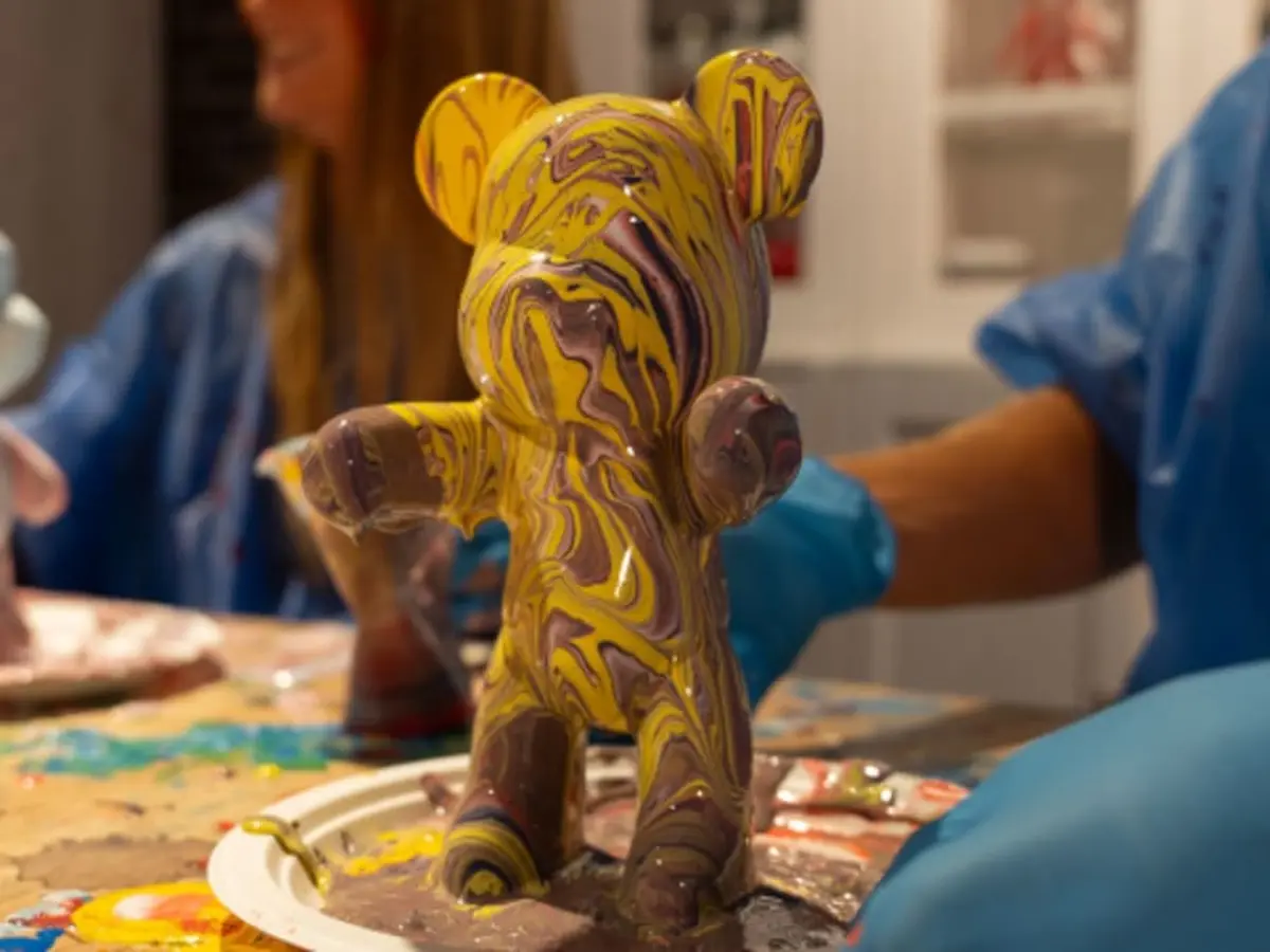 Atelier pouring Bear à Paris 9ème