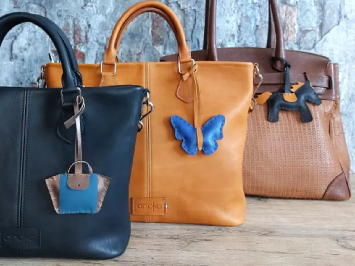 Atelier réalisation d'un charm en cuir à Cholet (49)