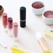 Atelier rouge à lèvres à Annecy (74)