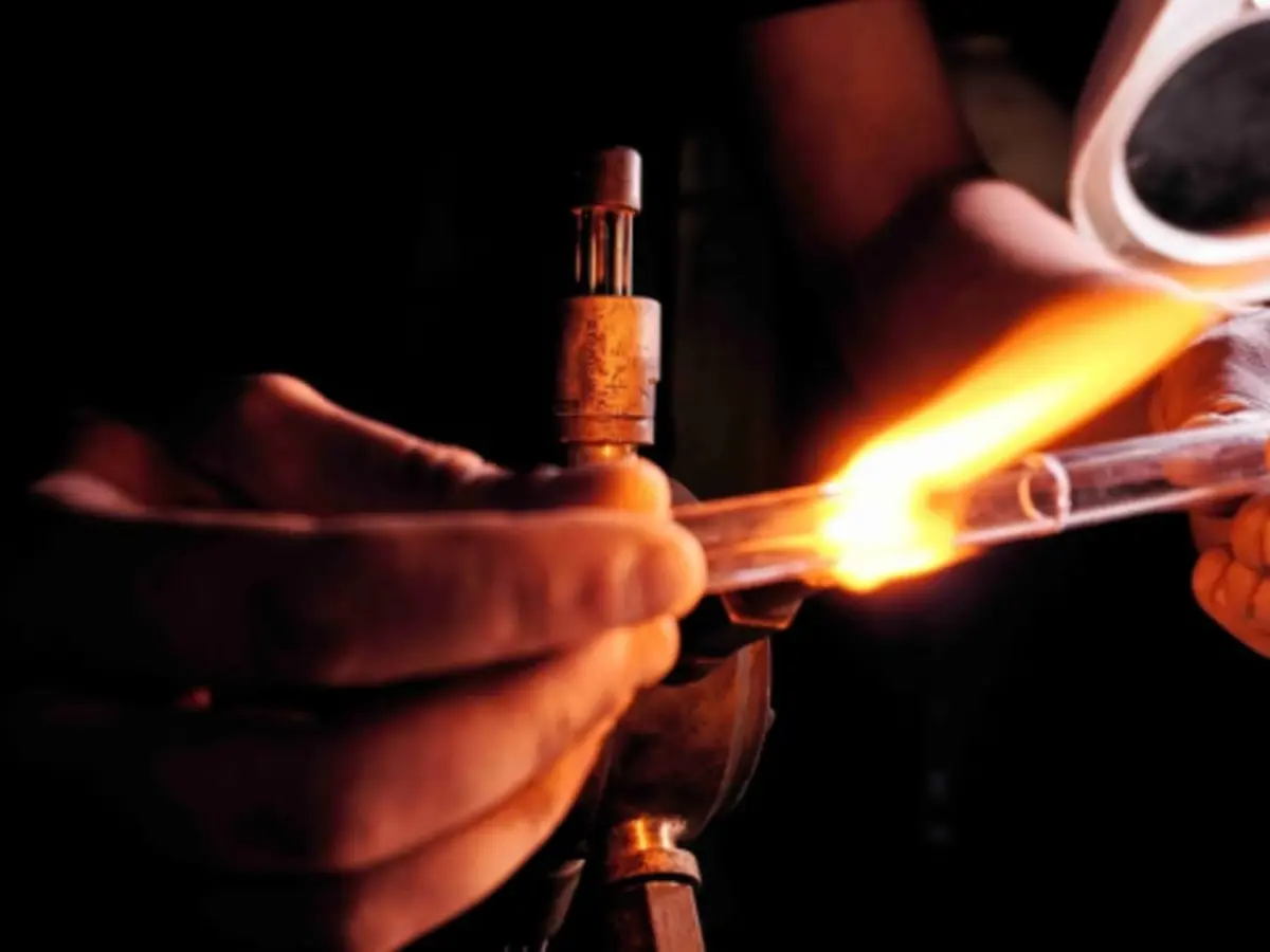 Atelier soufflage de verre à Marseille (13)