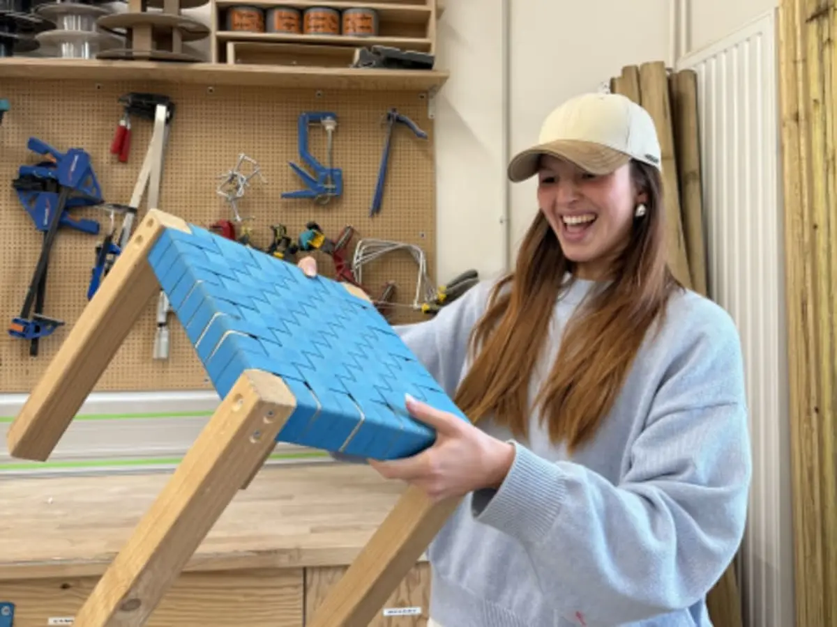 Atelier tabouret tressé à Paris 18ème