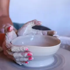 Atelier tournage céramique à Carpentras (84)