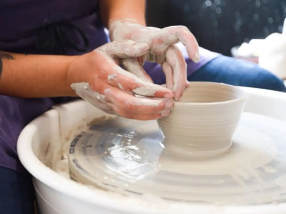 Atelier tournage en céramique à Chartres (28)