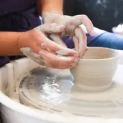 Atelier tournage en céramique à Chartres (28)
