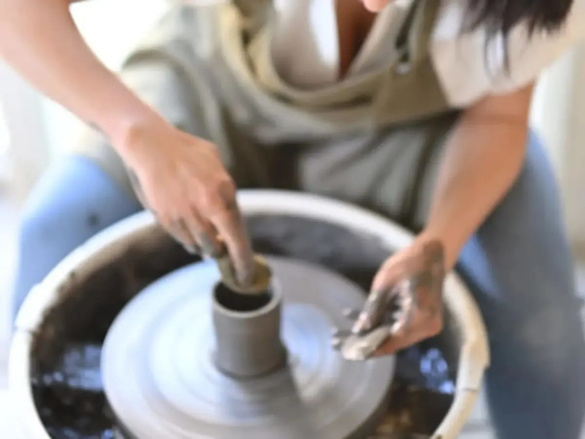 Atelier tournage en céramique à Cormicy (51)