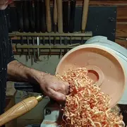 Atelier tournage sur bois à Groléjac (24)