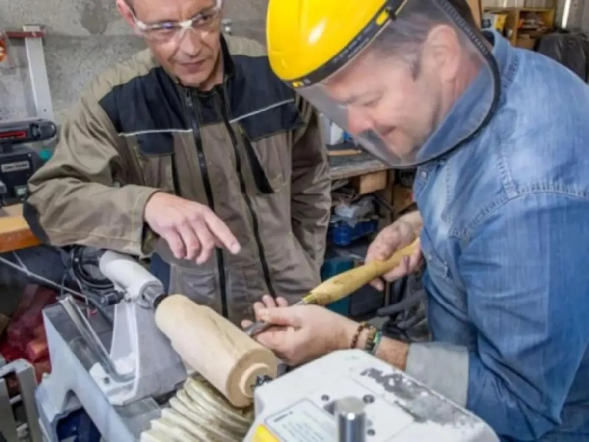 Atelier tourneur sur bois à Inzinzac-Lochrist (56)