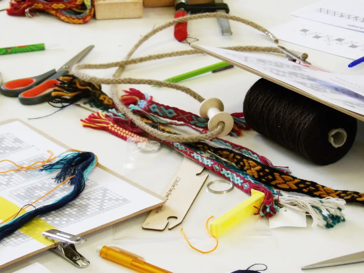 Atelier vacances de Noël : tissage baltique