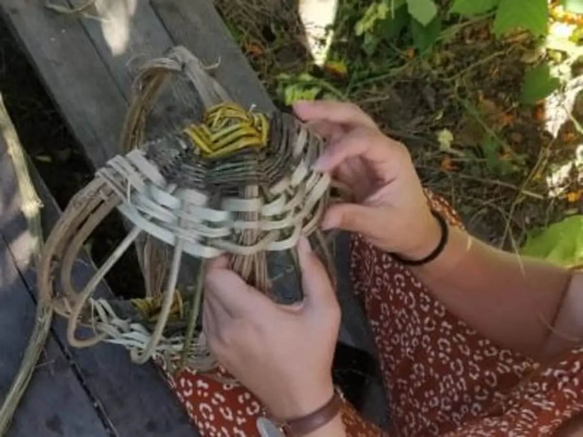 Atelier vannerie aléatoire, à la Cueillette de l'Aragnon