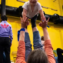 Ateliers cirque baby-parents pour s'amuser en famille