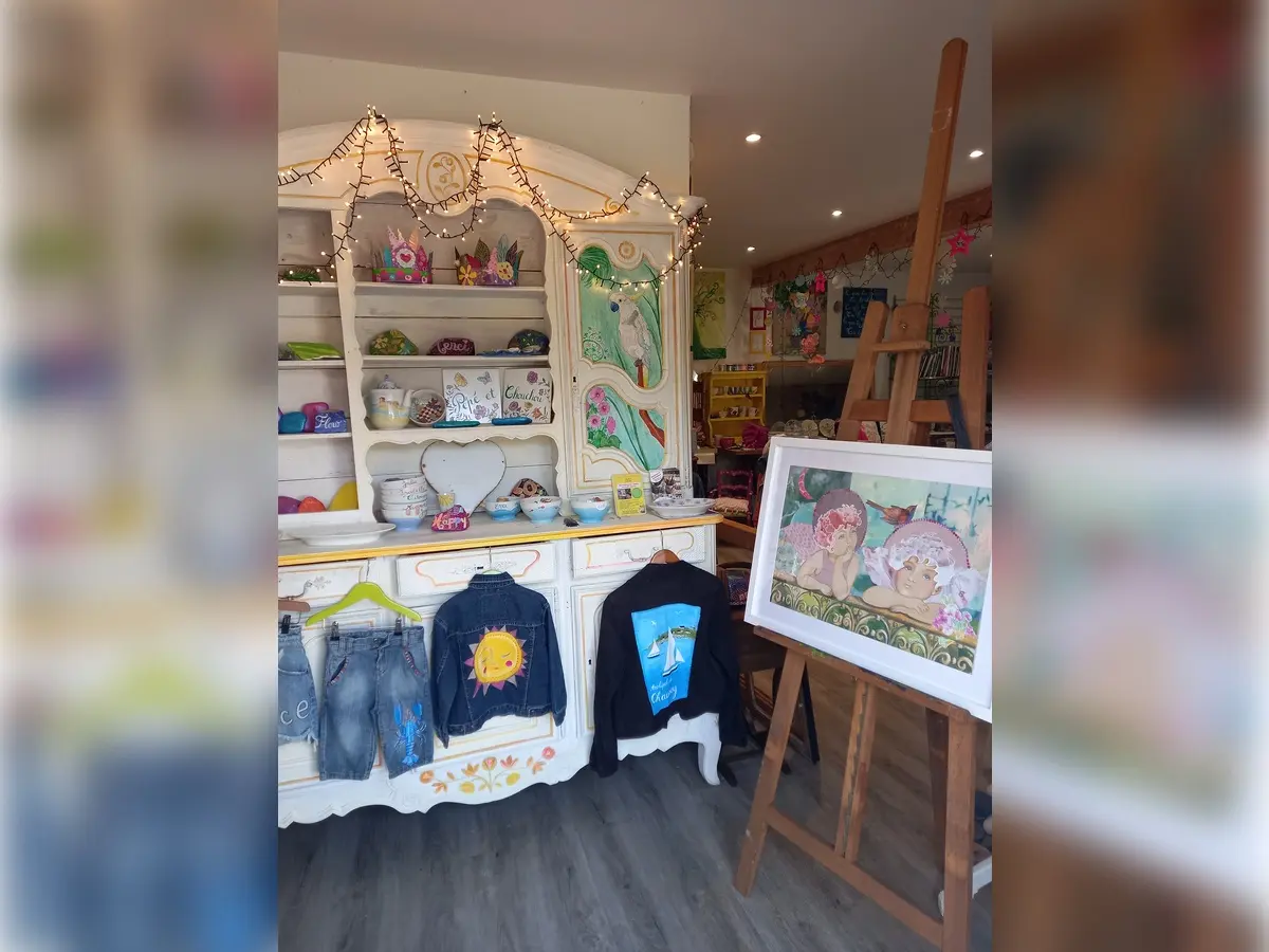 Ateliers créatifs Couleurs d'Elvine : art collage