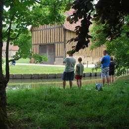 Au bord de l'eau