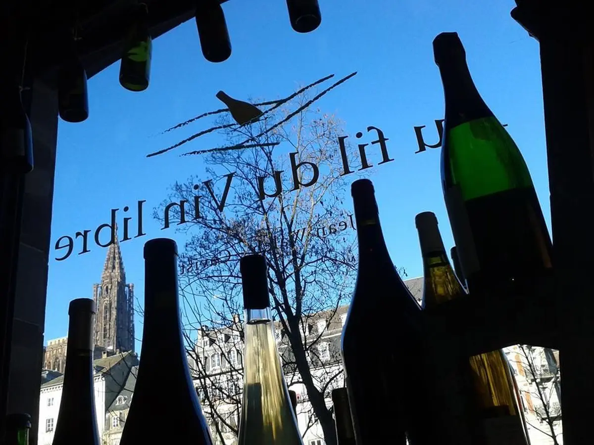 La cave Au Fil du Vin Libre se trouve à proximité de la Cathédrale de Strasbourg