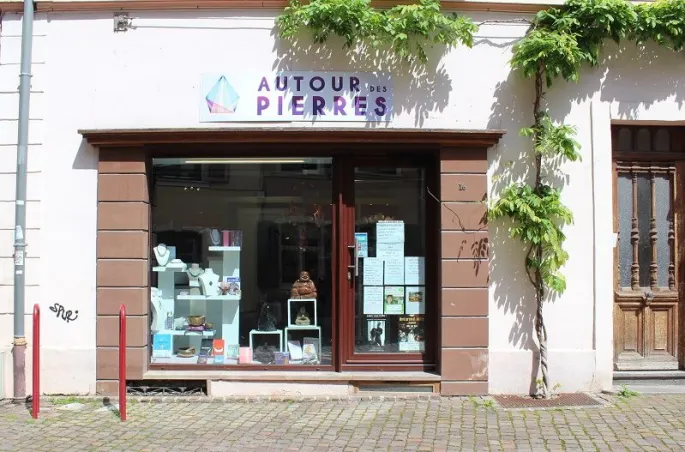 La Boutique Autour des Pierres, rue des Franciscains à Mulhouse