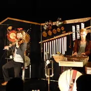 Aux puces superphoniques