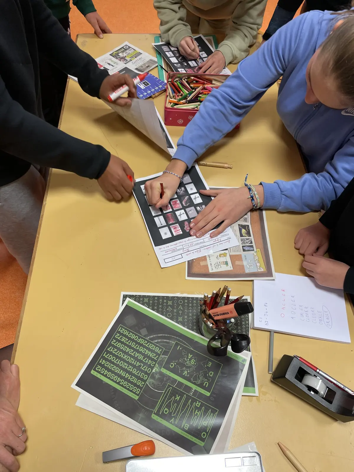 Escape Game : Traqueurs d'infox