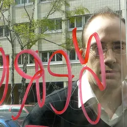 Parcourir par Hassan Darsi & Jérôme Game