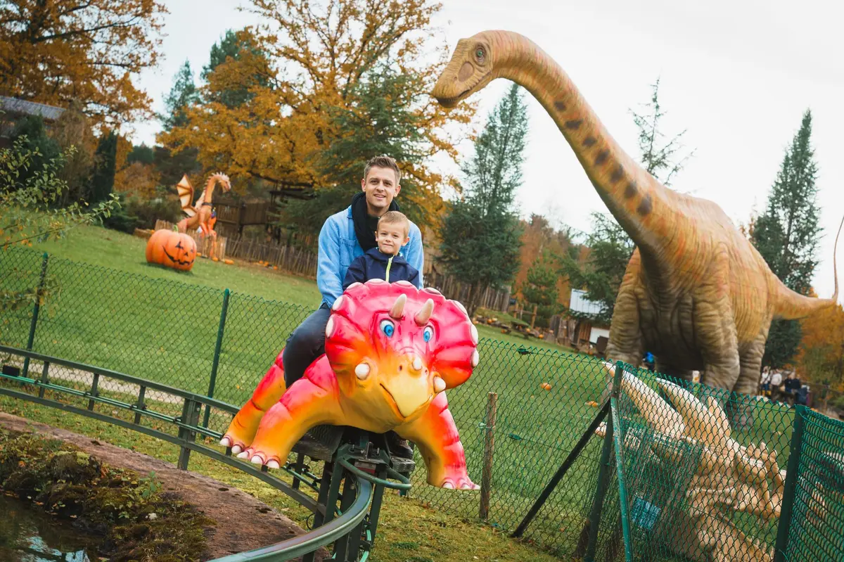 Dragons et cr&eacute;atures d'halloween au Parc Dino-Zoo !