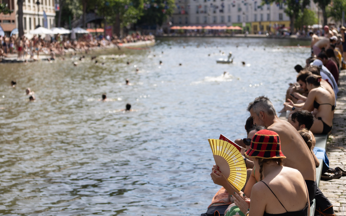 Journée estivale sur le canal Saint Martin.