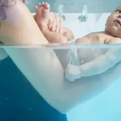 Bain enveloppé pour bébé à Nogent-sur-Oise (60)