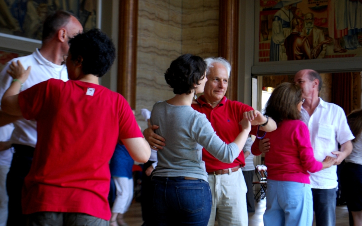 bal inclusif danse 1 pas à deux