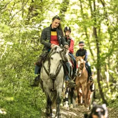 Balade à cheval à Labretonie (47)