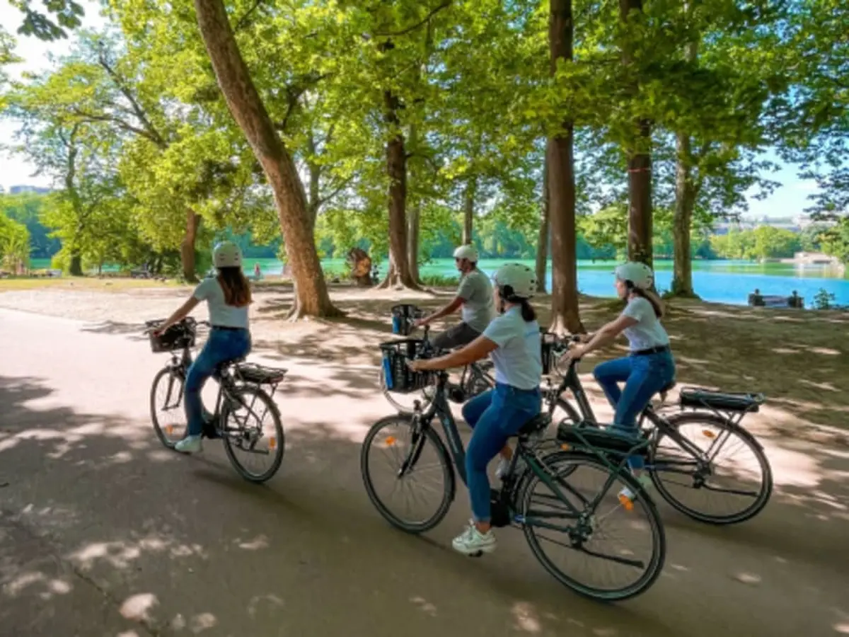 Balade à vélo au parc de la Tête d’or à Lyon (69)