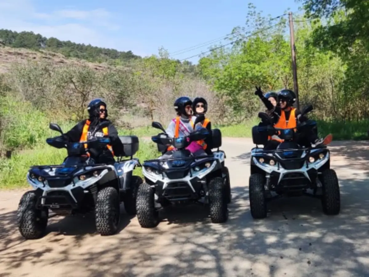 Balade accompagnée en Quad à côté de Fréjus (83)