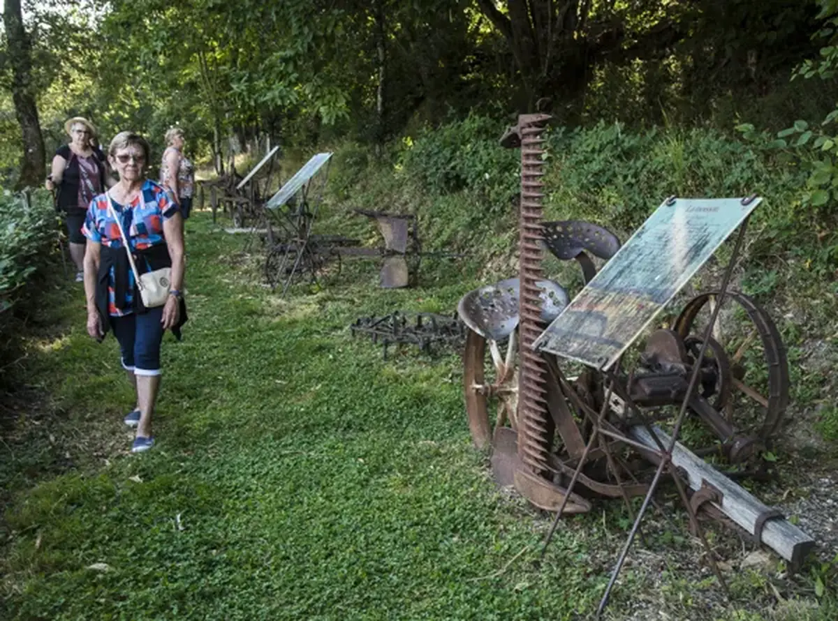 Balade accompagnée sur le Sentier de l'Imaginaire De Feu et de Vent