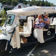 Balade artistique unique en TukTuk à Pont-Aven (29)