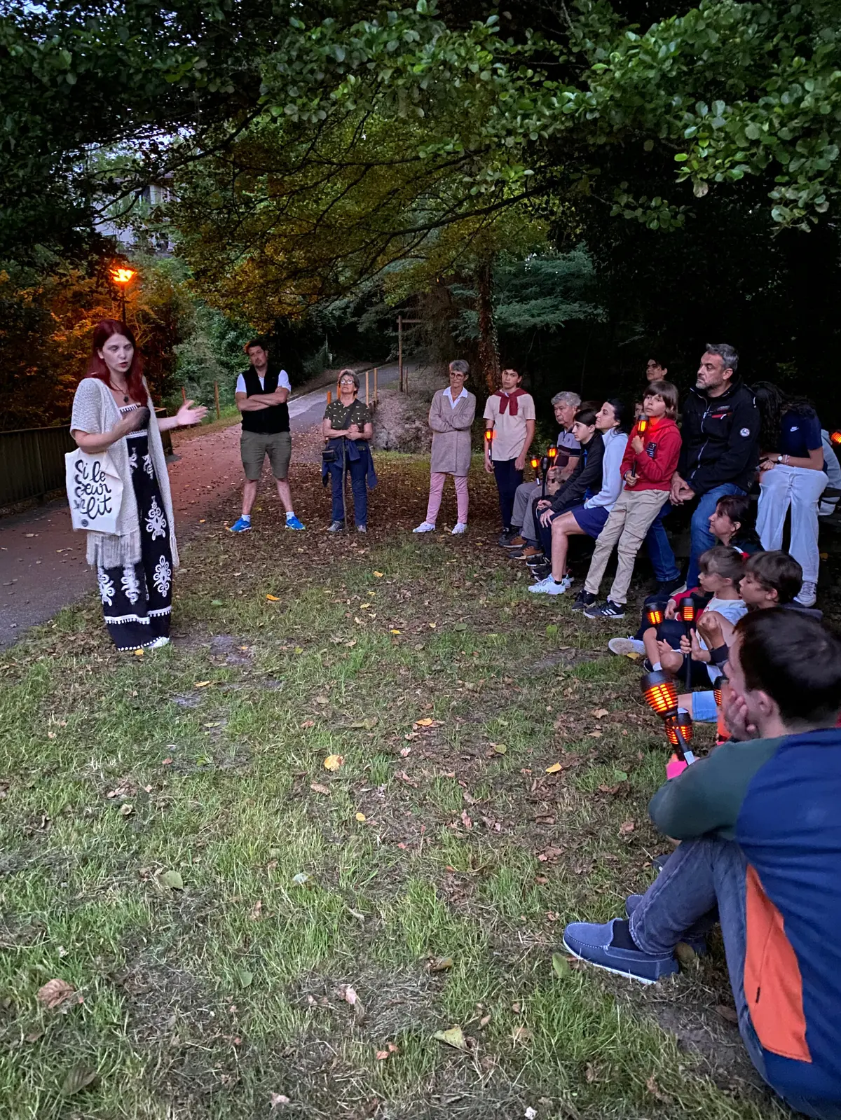 Balade contée aux flambeaux