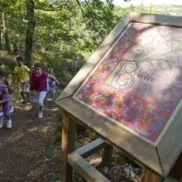 Balade contée sur le sentier de l'imaginaire et ateliers enfants à la maison du bois : le miel et ses secrets