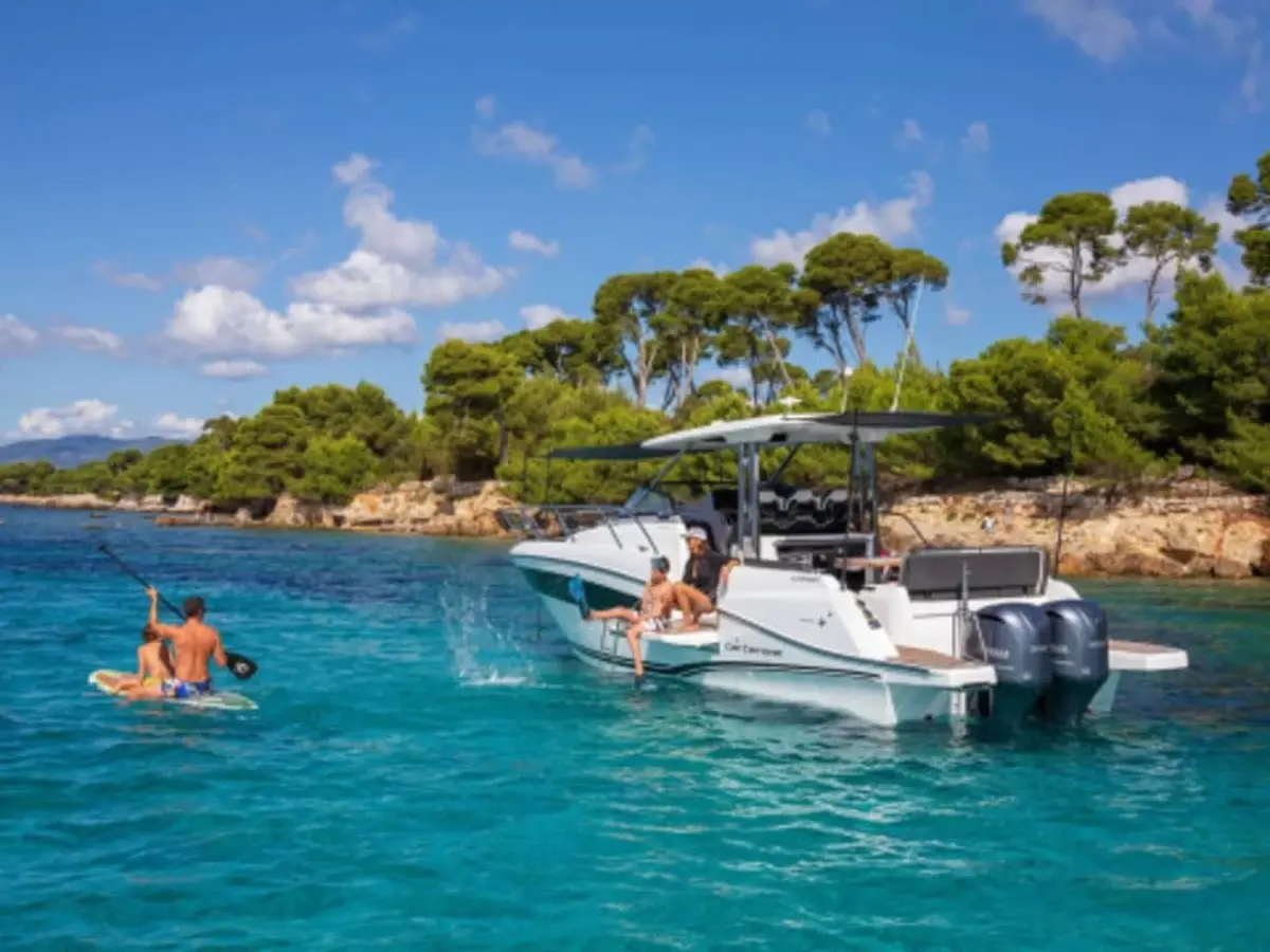 Balade en bateau à Saint-Raphaël (83)