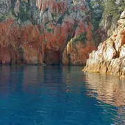 Balade en bateau dans les Calanques de Piana depuis Porto