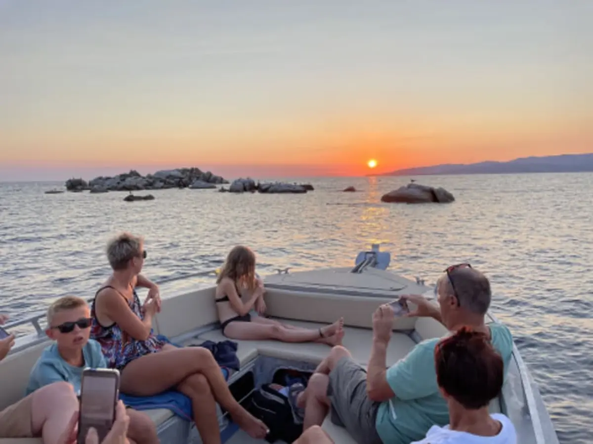 Balade en bateau en petite comité à Propriano, Corse du Sud (20)