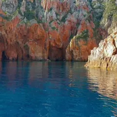 Balade en bateau Les Roches Rouges avec baignade depuis Porto