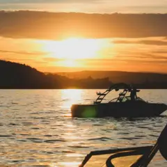Balade en bateau privé sur le lac d'Annecy