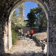 Balade en compagnie des P'tits ânes : Le sentier de la pierre