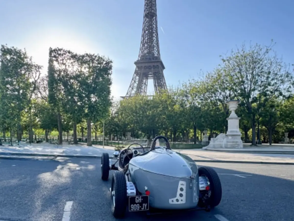 Balade en Devinci dans les rues de Paris